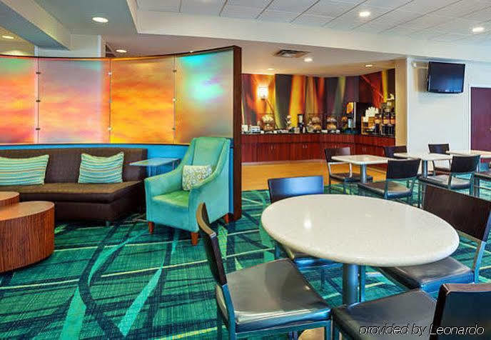Springhill Suites By Marriott Chicago Schaumburg/Woodfield Mall Экстерьер фото